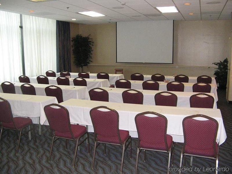 Elimwood Hotel, A Ramada By Wyndham Maryland Heights Facilities photo